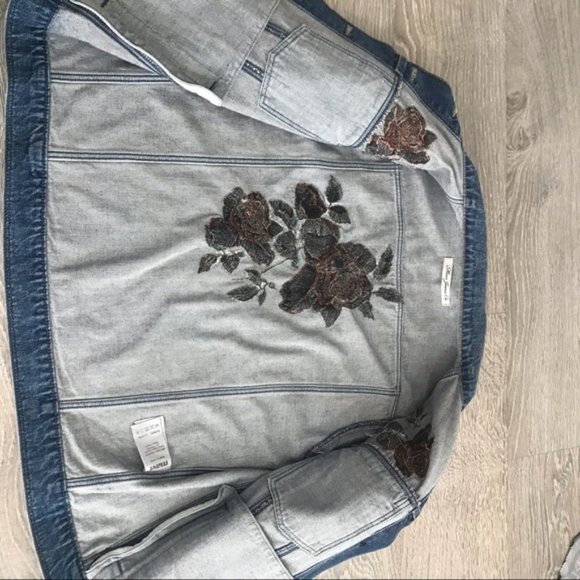 NWOT Vintage DenimJacket with Lrge Back Embroidery - Picture 7 of 13